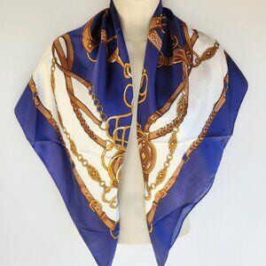 Gabriella Scarf